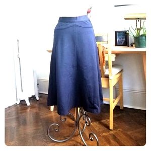 Vintage 1940s 100% Wool A-line, unlined skirt